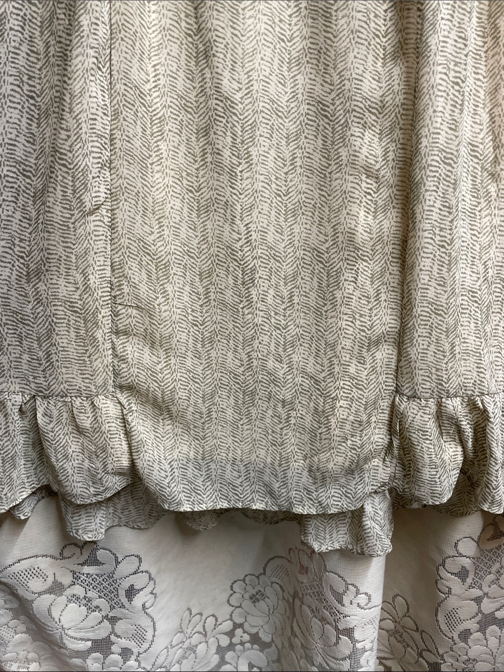 Very J Neutral Printed V-Neck Long Sleeve Midi Dress NWT - Picture 6 of 10